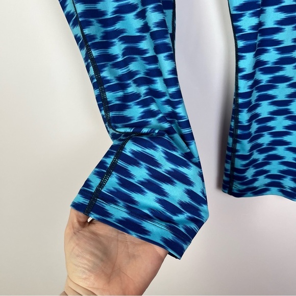 2/$30 Nike Relay Print Women’s Blue Capri Tights - Size M - Picture 6 of 13